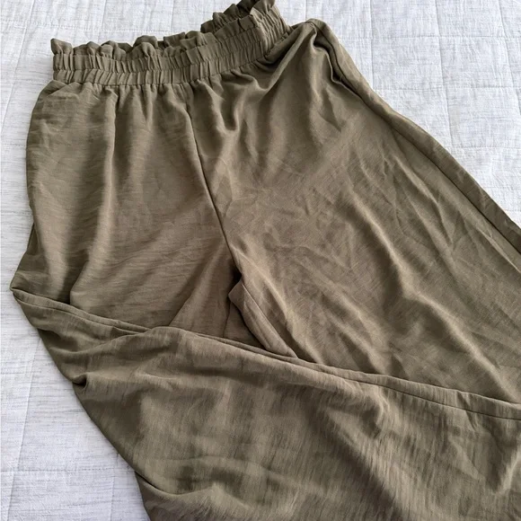Olive Green Wide-Leg Women's Pants - Picture 5 of 5
